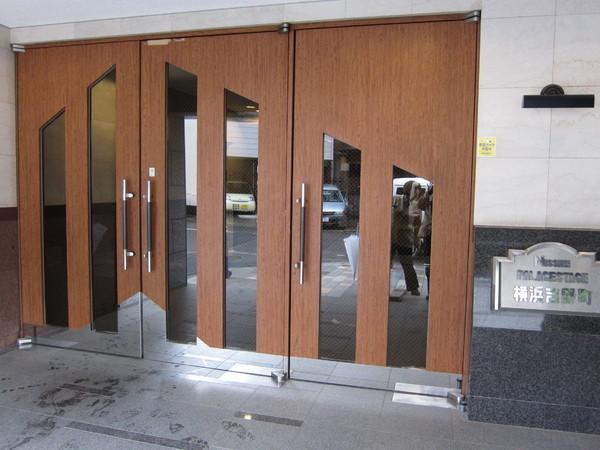 日神パレステージ横浜吉野町のエントランス画像