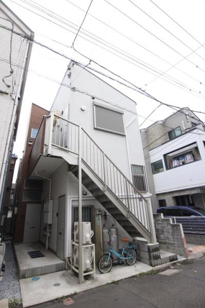 ＮＩＳ鶴見アパートメントのエントランス画像