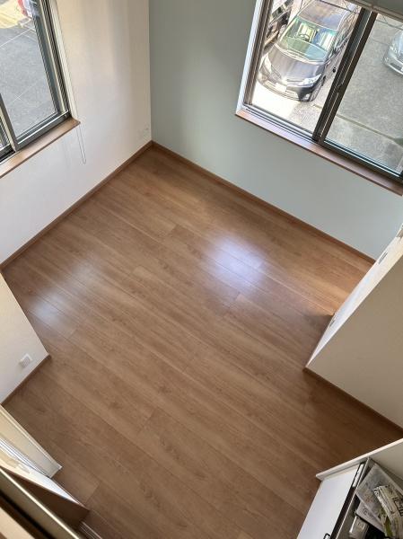 ＮＩＳ鶴見アパートメントの洋室画像