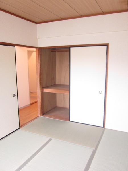 グラースビ吉野町の収納画像