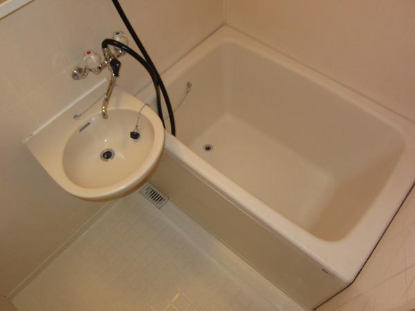 グラースビ吉野町のバス画像