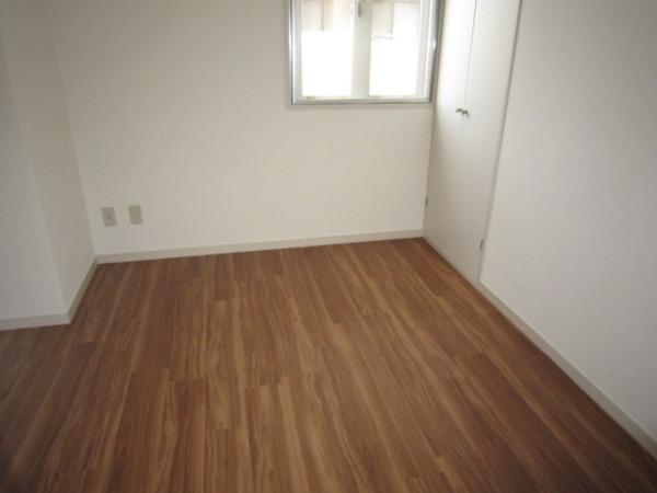 グラースビ吉野町の洋室画像