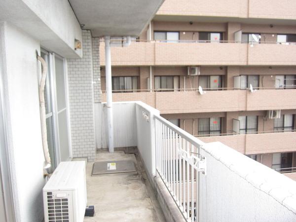 グラースビ吉野町のバルコニー画像