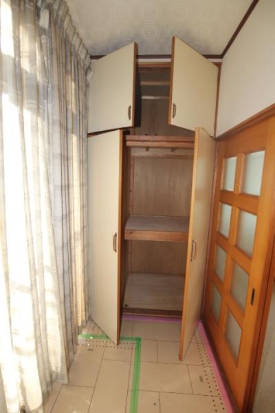 新川町１丁目貸家の収納画像