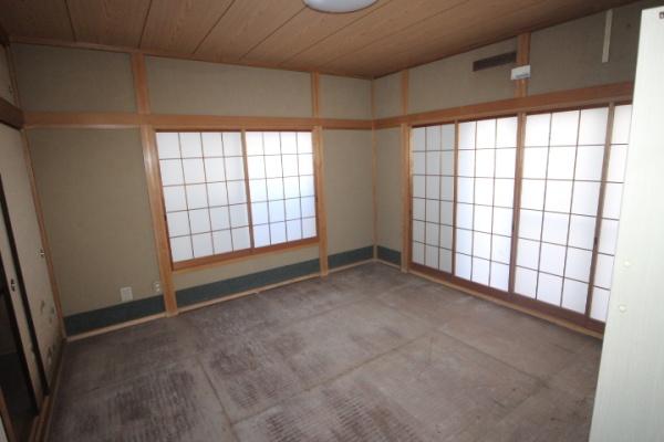 新川町１丁目貸家の和室画像