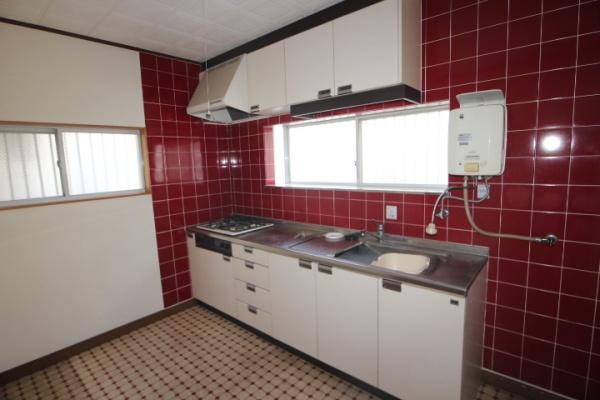 新川町１丁目貸家のキッチン画像