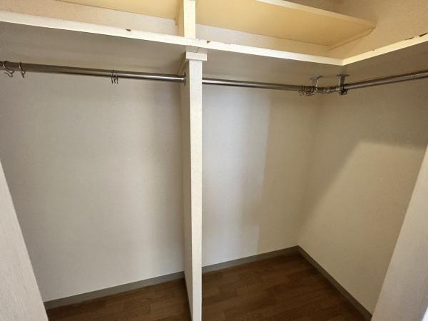 伊勢佐木南パークハウス壱番館の収納画像