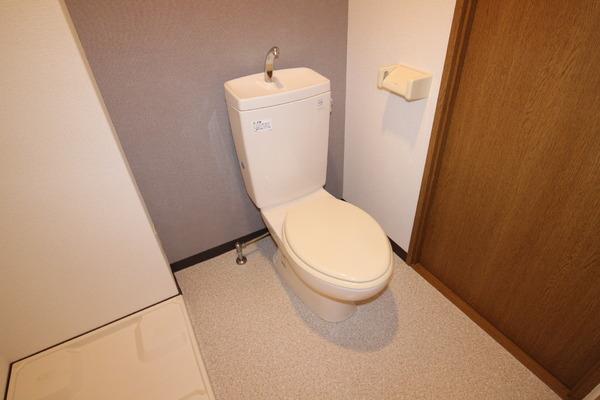 グランコート吉野町のトイレ画像