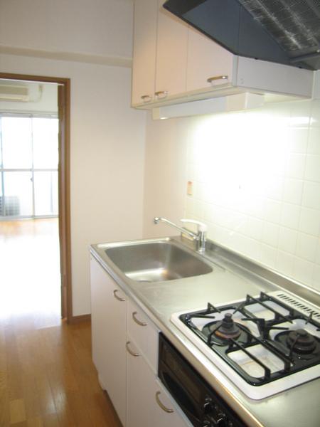 グランコート吉野町のリビング画像