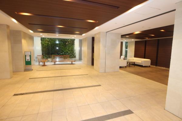 相模原市南区上鶴間本町２丁目のマンションのエントランス画像