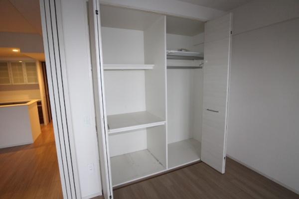 相模原市南区上鶴間本町２丁目のマンションの収納画像