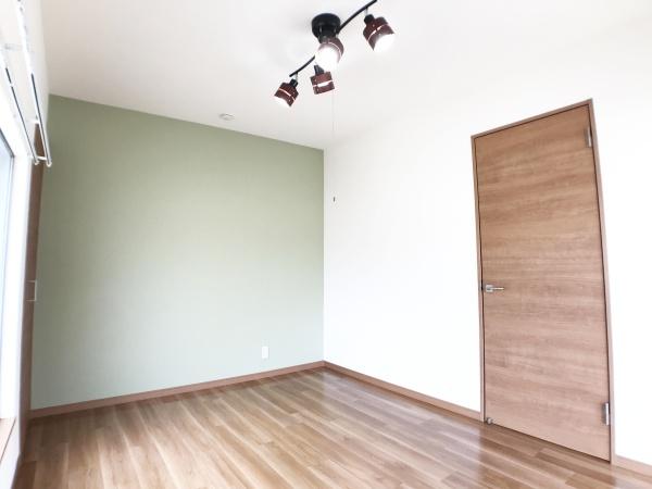 若葉の丘フェリチータ初音の洋室画像