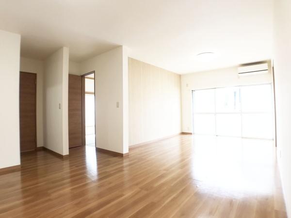 若葉の丘フェリチータ初音のリビング画像