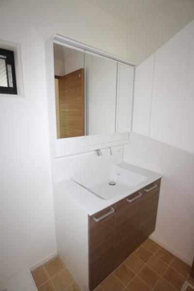 南太田B号棟の洗面台・洗面所画像