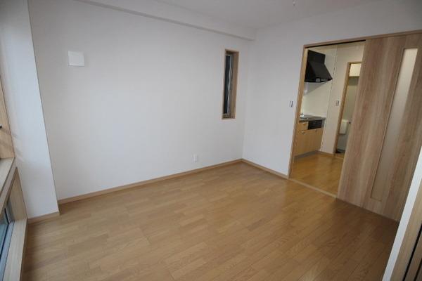 横浜市南区二葉町2丁目のマンションの洋室画像