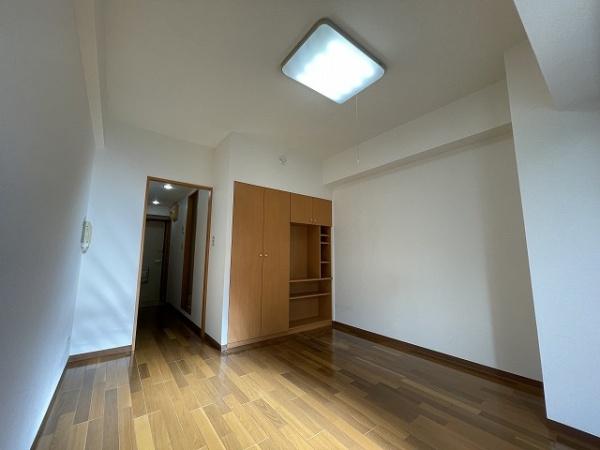 シャトーミニョンの洋室画像