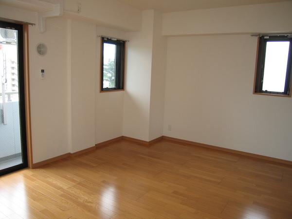 オードリーパレスの洋室画像