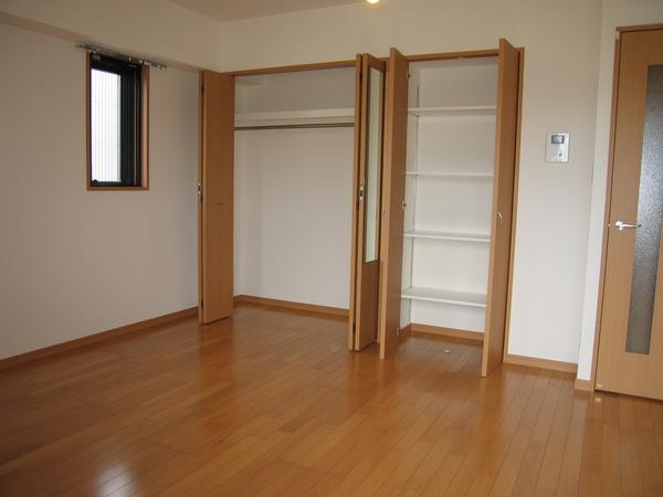 オードリーパレスの洋室画像