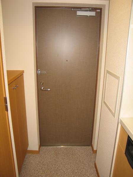 オードリーパレスの玄関画像