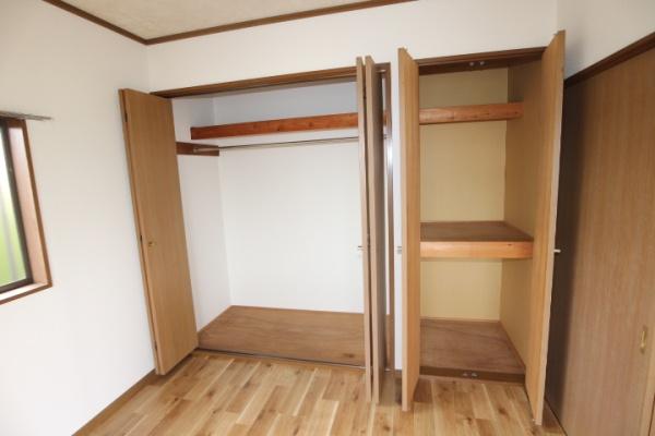 和泉町貸家の収納画像