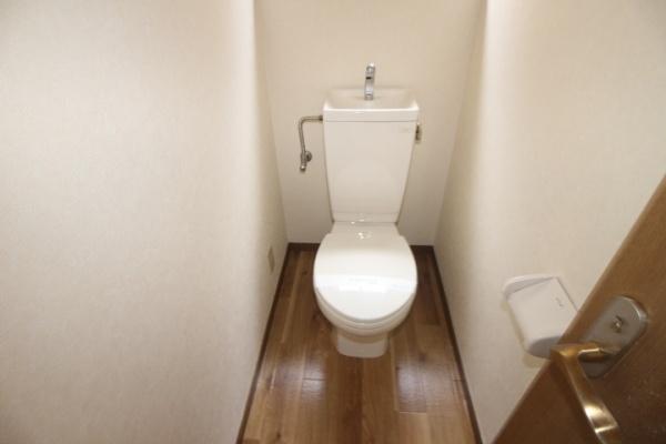 和泉町貸家のトイレ画像