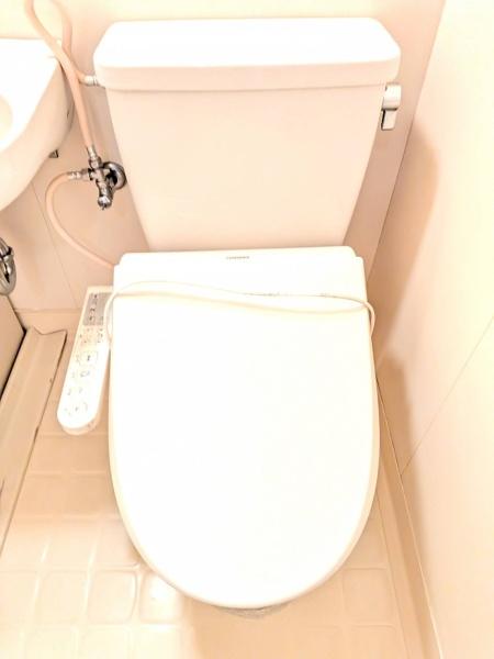 磯子シルクマンションのトイレ画像