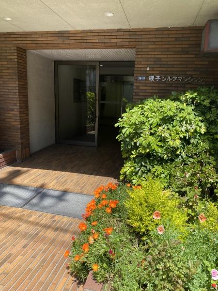 磯子シルクマンションのエントランス画像