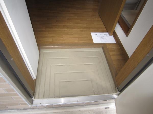 メイテル吉野町の玄関画像
