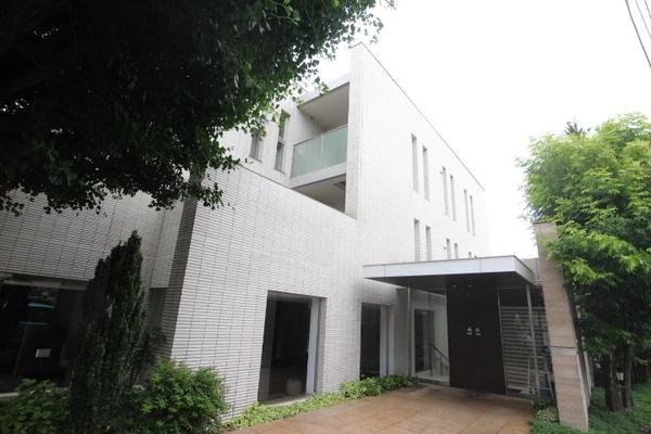 プラウド横濱山手のエントランス画像