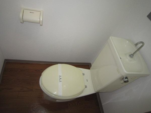 磯子シルクマンションのトイレ画像