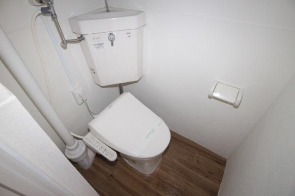 久保町共同ビルのトイレ画像