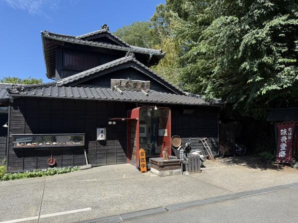 仮)中山新築アパートの飲食店画像