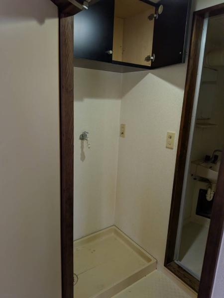 横浜市南区六ツ川2丁目のマンションの洗面台・洗面所画像