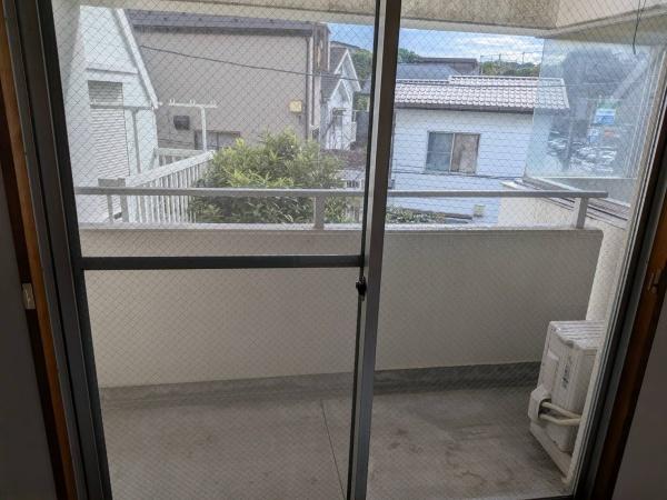 横浜市南区六ツ川2丁目のマンションのバルコニー画像
