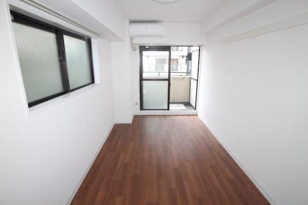 ライオンズマンション横浜長者町南の洋室画像