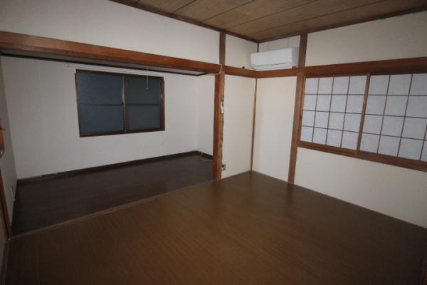 横浜市南区六ツ川２丁目の中古一戸建のリビング画像