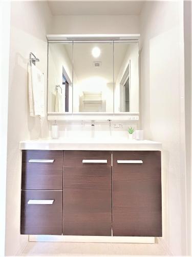 ドミナス多摩南大沢の洗面台・洗面所画像