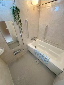 ベルコリーヌ南大沢５－６－６号棟のバス画像