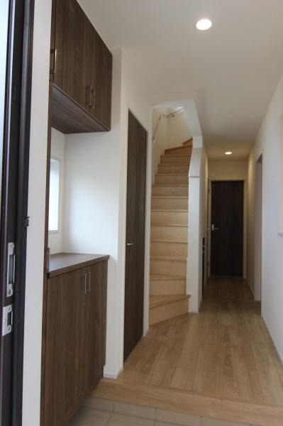 【新築】八王子市北野台１丁目の玄関画像