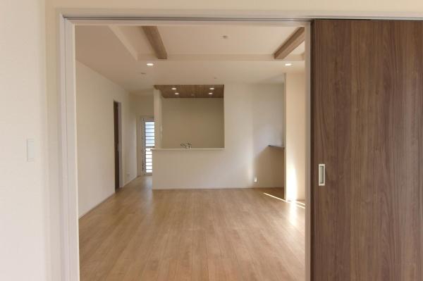 【新築】八王子市北野台１丁目のリビング画像