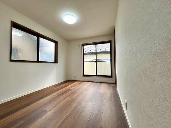 【中古住宅】八王子市北野町535-12の洋室画像