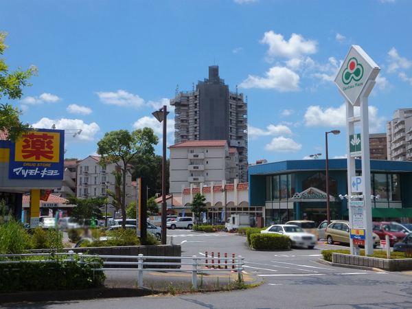 パークフィーネ南大沢４番館　８階のスーパー画像