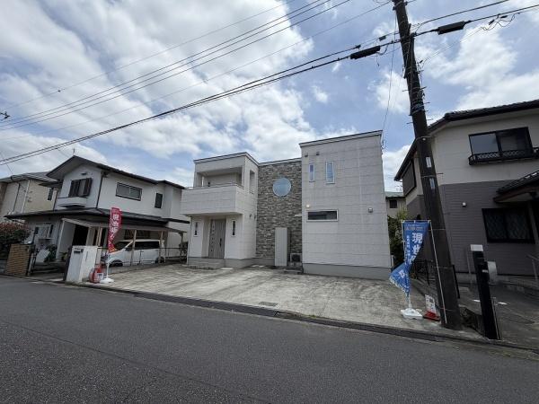 【中古住宅】八王子市北野台１丁目３期の前面道路含む現地写真画像