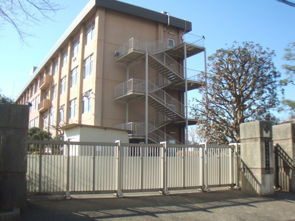 【中古住宅】八王子市堀之内の中学校画像