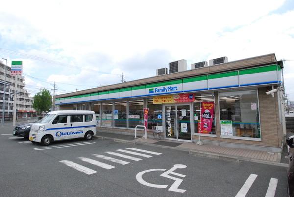 アーバンライフ羽根井のコンビニ画像