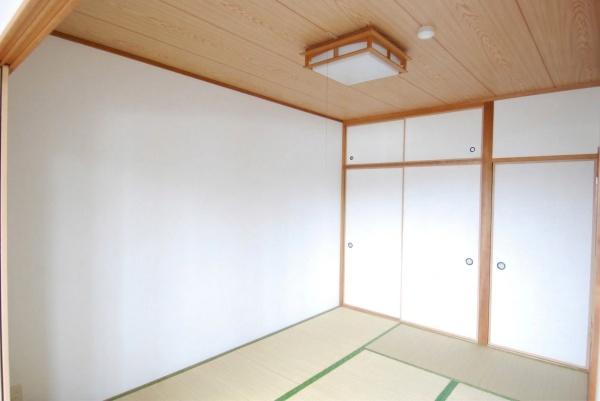 アーバンライフ羽根井の和室画像