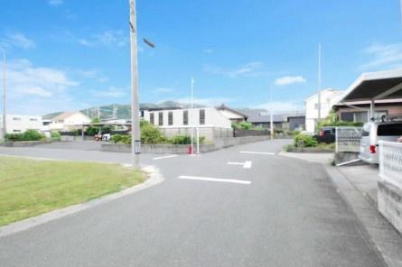 豊橋市大岩町字南町裏の前面道路含む現地写真画像