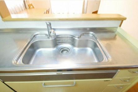 豊橋市大岩町字南町裏のキッチン画像