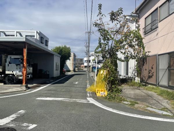 豊橋市三ノ輪町2丁目の前面道路含む現地写真画像