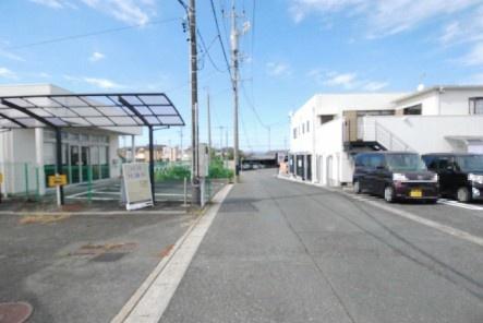 豊橋市西幸町字笠松の前面道路含む現地写真画像